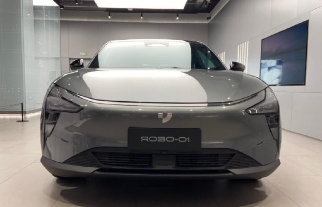 车圈热搜 特斯拉为达销量再降价 方程豹5亮相引关注