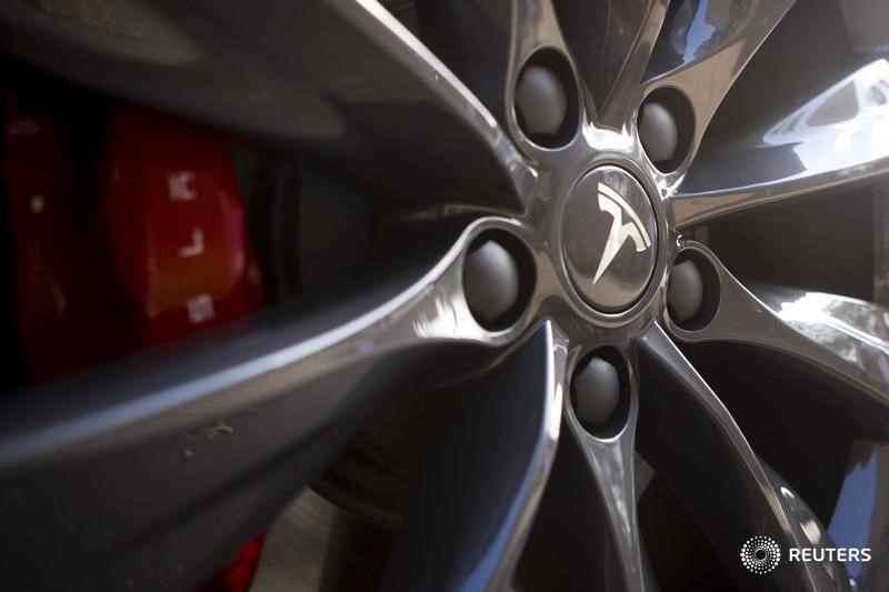 汇丰：特斯拉股价恐下跌35% 马斯克是资产也是风险