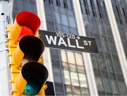 降息预期再遭打压! 美联储副主席强调利率处于合适位置