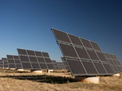 从“行业自律”到政策倒逼，大全新能源(DQ.US)的过山车股价何时止跌反弹？