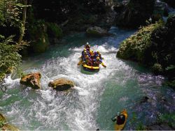 美國資本集團減持攜程集團-S(09961)約329.64萬股 每股均價約453.18港元