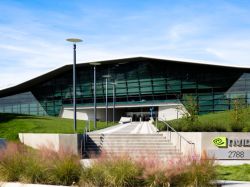 “AI交易”成亮点！段永平Q4美股持仓：英伟达持仓激增，建仓CoreWeave、Credo及Tempus AI，减持苹果