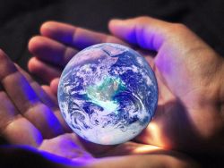 港股異動 | 萬咖壹聯(01762)漲超11% 去年海外收入同比勁升5倍 頂級資本加持彰顯價值