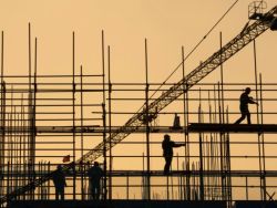 晨星：下調中國海外發展(00688)公允價值預測10% 業績不佳但料2027年好轉