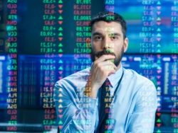 纳指ETF变天!贝莱德(BLK.US)道富(STT.US)夹击，景顺(IVZ.US)近20年垄断地位悬了