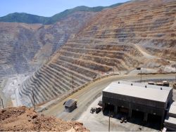 小摩：维持紫金黄金国际“增持”评级，今年首季业绩符预期