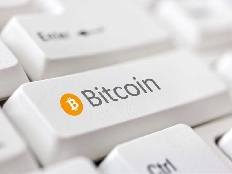 从6万美元防线失守到41亿美元天量抛售，比特币ETF迈向史上最惨单月撤资