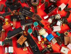 美銀證券：PCB用CCL規格升級朝2027/28年推進，價格有上行空間，重申「買入」建滔積層板